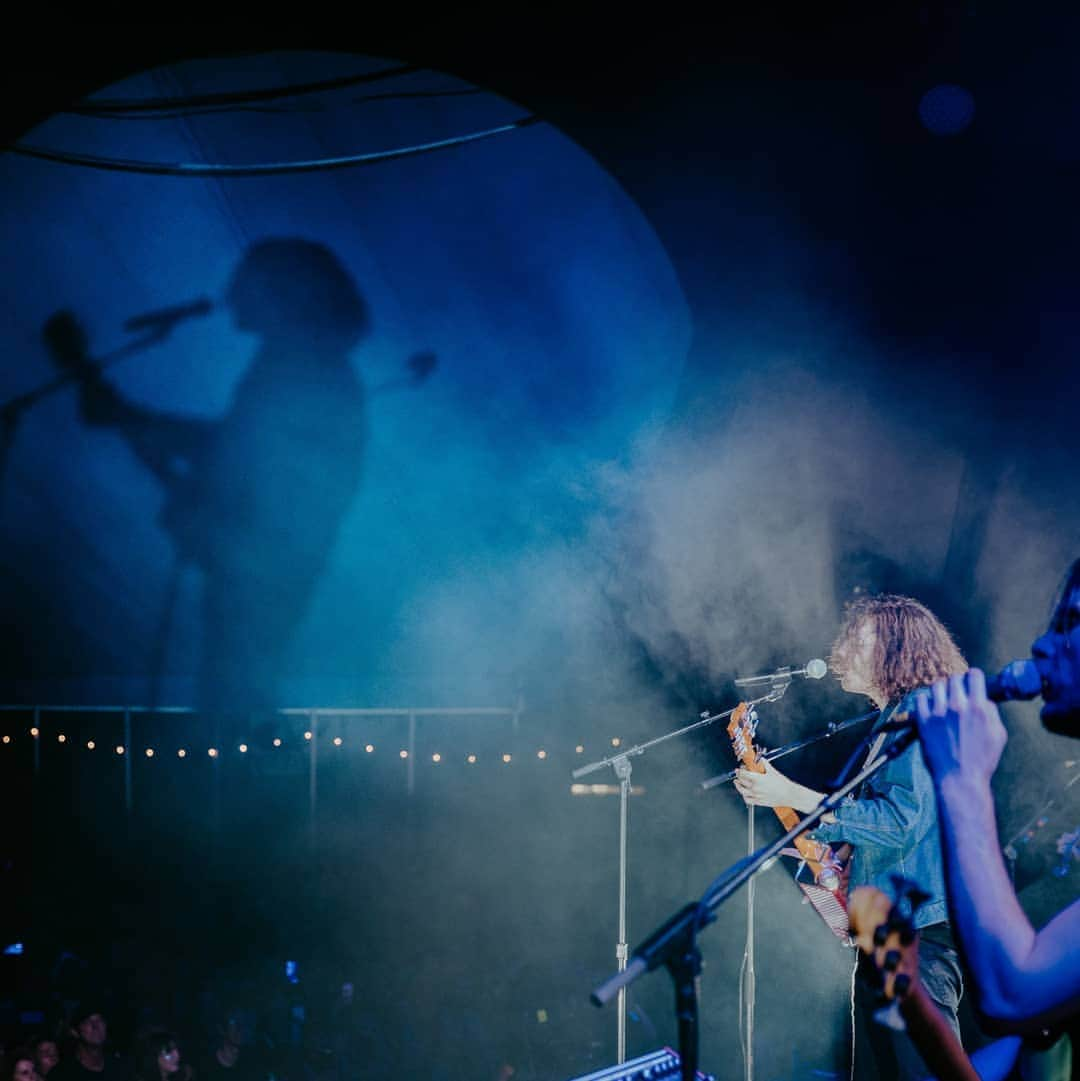 ホージアさんのインスタグラム写真 - (ホージアInstagram)「Big thanks to everyone who came to check out the set at @bluesfestbyronbay. Absolute legends, enjoy the rest of the festival! 📸 @christiantierney」4月20日 17時41分 - hozier