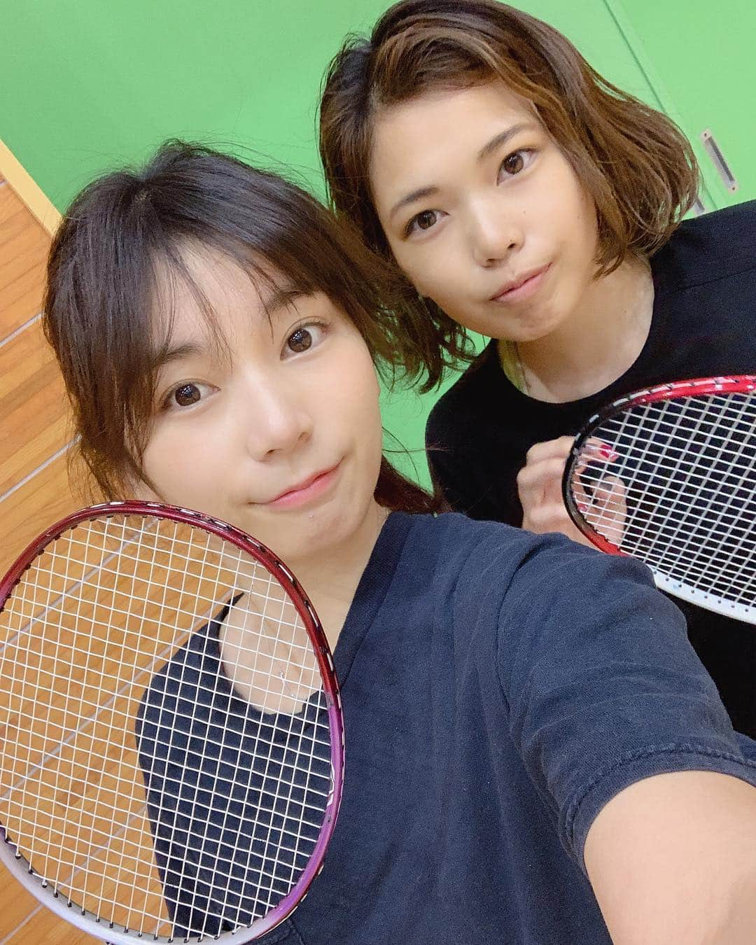 村上瑠美奈さんのインスタグラム写真 - (村上瑠美奈Instagram)「． ． 妹とバドミントン🏸 ． 休日感〜笑」4月20日 17時55分 - ruminamurakami