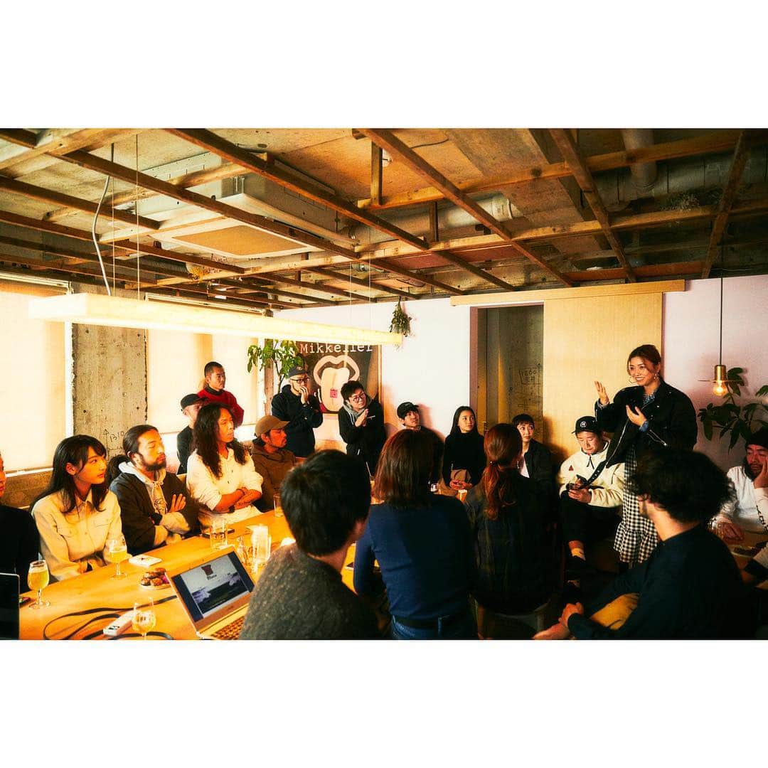 上田唯人さんのインスタグラム写真 - (上田唯人Instagram)「ランニングチームを主宰しているひとたちで集まってみんなで喋りました。都内近郊で活動する総勢14チーム23名。 - 📷 takanokun -  #ランニングコミュニティトーク #runningcommunitytalk」4月20日 18時38分 - yuito_ueda