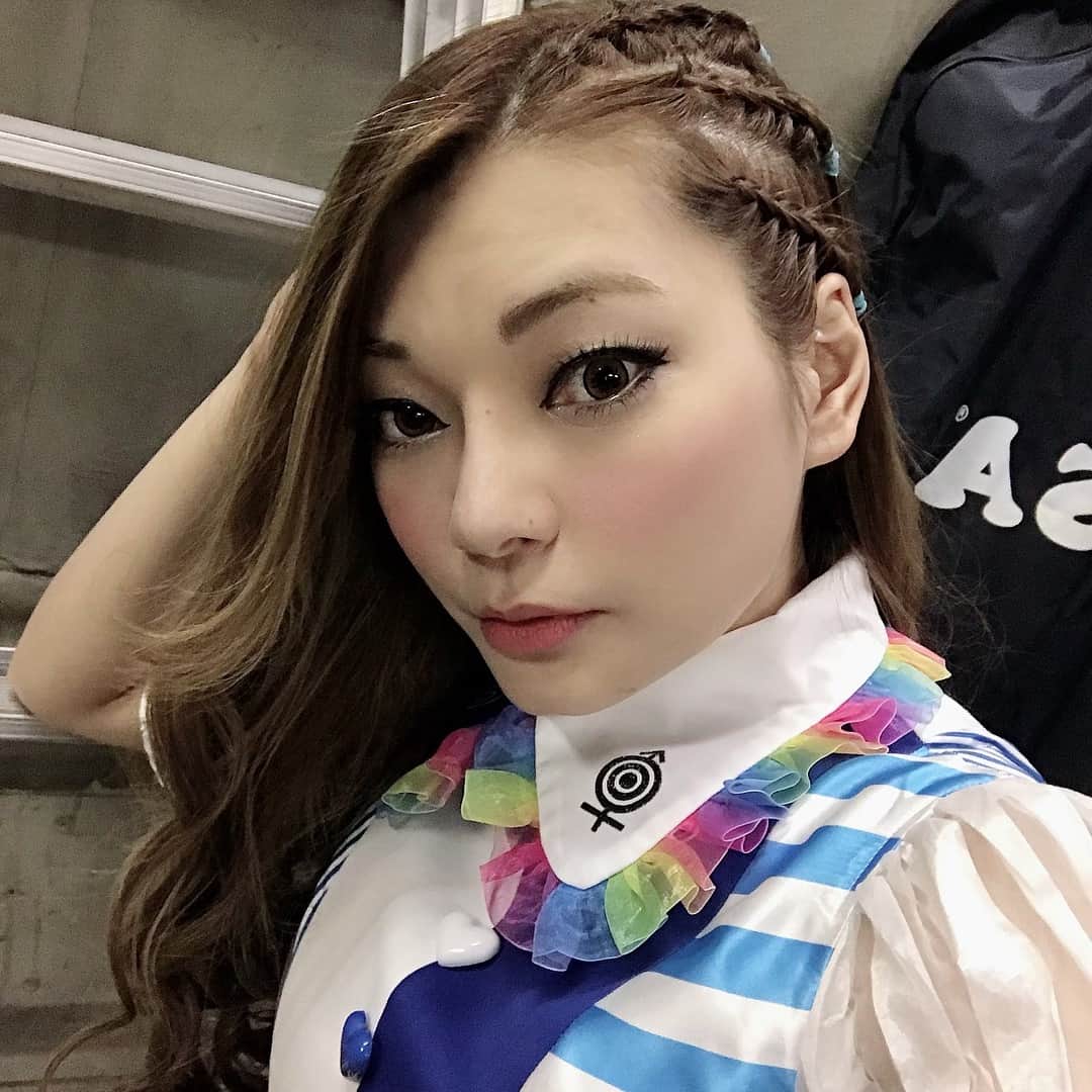 のインスタグラム：「こんなことしちゃうの❤️ KOKORO @kokorootome にやってもらったよ！ 新宿togi barまだ間に合うよ！ #秘密のオト女 #スターダスト  #スタダ #togibar  #lgbt #transgender  #コーンロウ #cornrow」