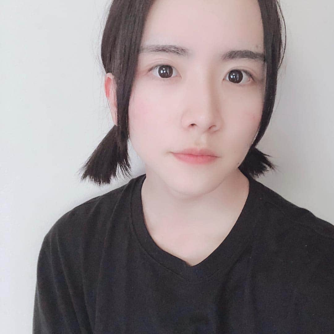 板垣李光人さんのインスタグラム写真 - (板垣李光人Instagram)「こんばんは、しずかちゃんヘアができるくらい髪が伸びた板垣です。 草生える(真顔) さて、明日のジオウは久しぶりにウールくんが生き生きしてます。 お楽しみに。 #ちょっと髪切らないとね」4月20日 18時52分 - itagakirihito_official