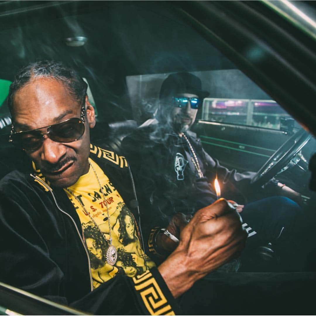 スヌープ・ドッグさんのインスタグラム写真 - (スヌープ・ドッグInstagram)「420」4月20日 19時10分 - snoopdogg