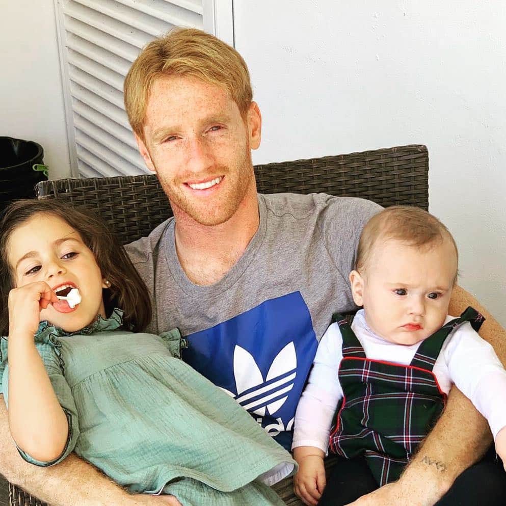 アレハンドロ・フェルナンデス・イグレシアスのインスタグラム：「📍Home」