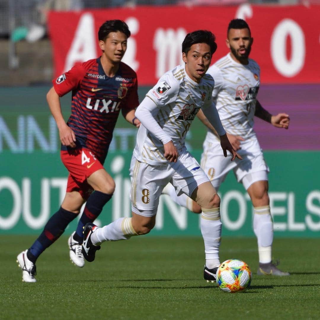 のインスタグラム：「4月20日 第8節 鹿島アントラーズ戦 0-1でした。応援ありがとうございました。  #ベガルタ仙台 #仙台 #サッカー #Jリーグ #2019シーズン #スローガン #ReVolution #松下佳貴 #8番 #平岡康裕 #13番 #金正也 #39番 #吉尾海夏 #15番 #道渕諒平 #18 番 #鹿島アントラーズ」