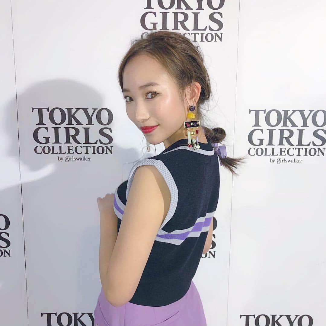 のインスタグラム：「TGC熊本ありがとうございました💜熊本の方、みんな優しすぎていっぱい手振ってくれたし名前呼んでくれたしボードも嬉しかった😭とりあえず、終わったけん食べるぞ！！🤨 #tgc #tgc熊本」