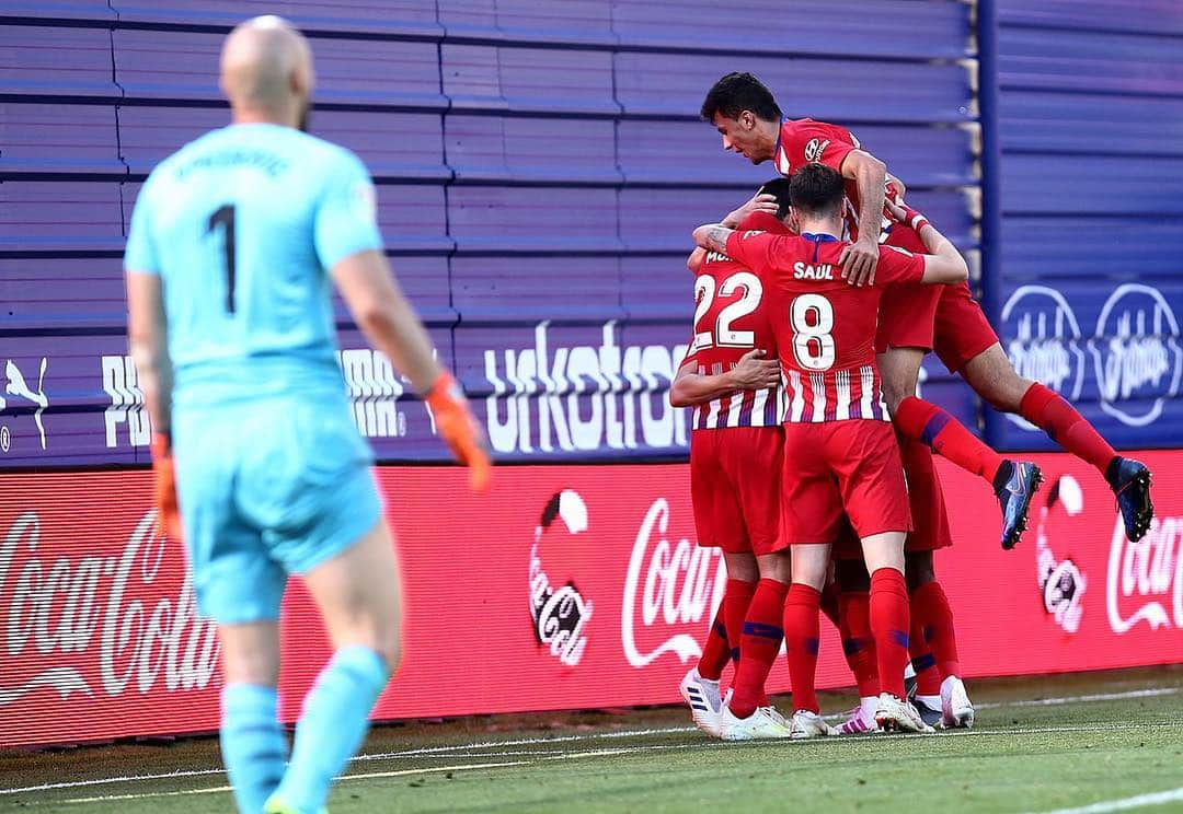 アトレティコ・マドリードさんのインスタグラム写真 - (アトレティコ・マドリードInstagram)「👏🏼👏🏼👏🏼 ¡Bravo, equipo! 👏🏼👏🏼👏🏼 #AúpaAtleti #EibarAtleti」4月21日 1時35分 - atleticodemadrid