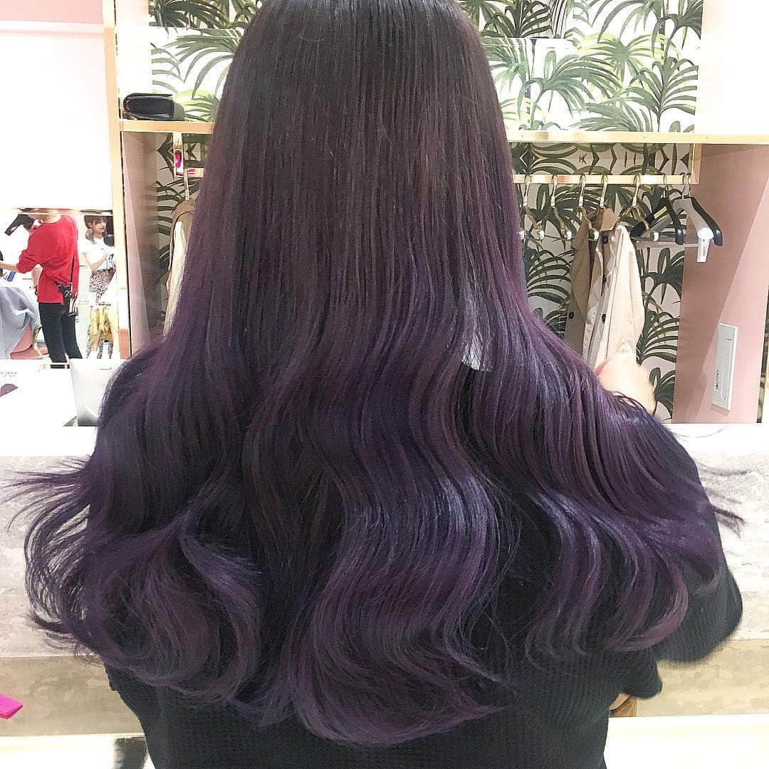 原涼香のインスタグラム：「ㅤㅤㅤㅤㅤㅤㅤㅤㅤㅤㅤㅤㅤ Twilight Purple 🍈💜 毛先にかけてグラデーションです◠‿◠ ㅤㅤㅤㅤㅤㅤㅤㅤㅤㅤㅤㅤㅤ カラーバターをしています！ ㅤㅤㅤㅤㅤㅤㅤㅤㅤㅤㅤㅤㅤ」