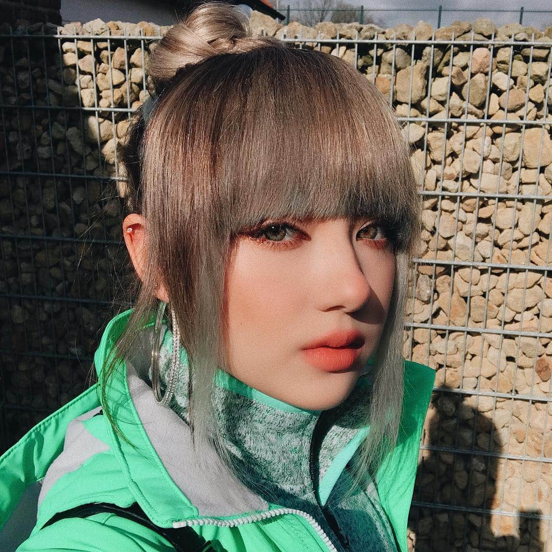 ヤンニーン・ワイゲルさんのインスタグラム写真 - (ヤンニーン・ワイゲルInstagram)4月20日 20時59分 - jannineweigel