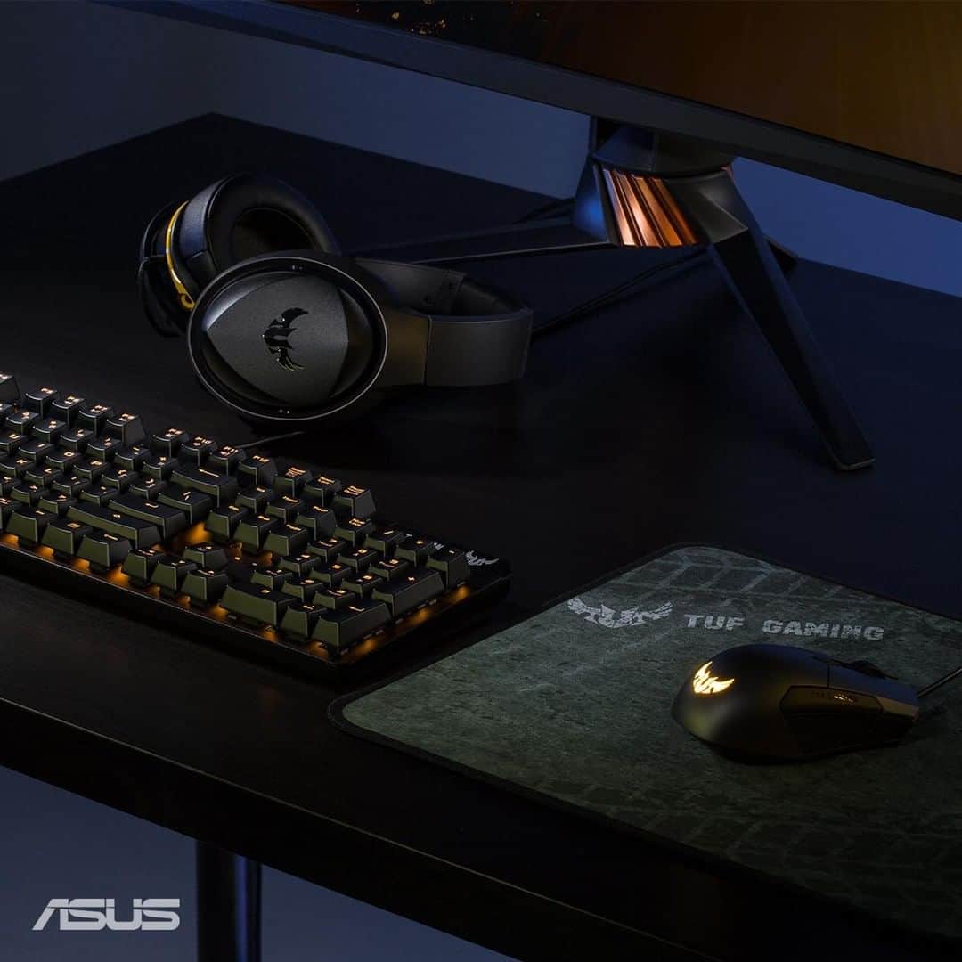 ASUSさんのインスタグラム写真 - (ASUSInstagram)「The TUF Gaming K7 keyboard is a neat and tidy addition to your desktop.  #TUFGaming #K7 #M5 #P3 #H5」4月20日 21時00分 - asus