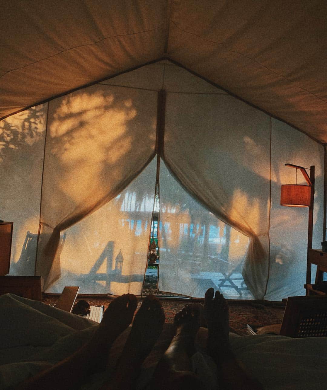 のインスタグラム：「📍HABITAS Tulum 本当に素敵なリゾートホテル。ホテルというかグランピングに近い！絶景ロケーションに贅沢テント。シャワーとトイレは各テントグリーンに囲まれた屋外で、これがまた最高！😻インフィニティプールから見るサンライズが美しすぎて。ずーっとゆっくりしていたかったー！またいつか泊まりにいきたいな〜🤤 #habitas#habitastulum#tulum#mexico#glamping#resort#トゥルム#メキシコ#グランピング」