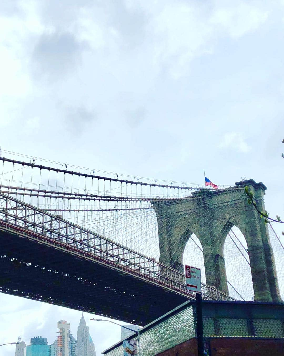 スコット・ローウェルさんのインスタグラム写真 - (スコット・ローウェルInstagram)「A day in DUMBO」4月20日 21時27分 - scolo222