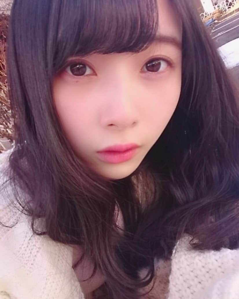 河田陽菜のインスタグラム：「空まで届け！ぽかぽかキュン！1人じゃない、仲間と共に高く跳べ、日向坂46 💙 新しい円陣の掛け声が大好き💕 ・ ・ ・ #柿崎芽実#日向坂46#けやき坂#けやき坂46#欅坂46#けやき坂46好きな人と繋がりたい#日向坂46好きな人と繋がりたい」