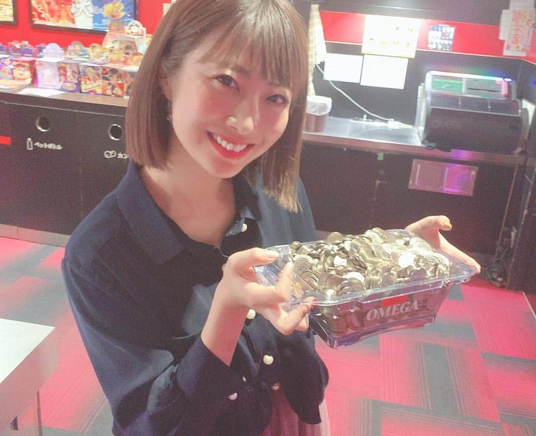 古川真奈美さんのインスタグラム写真 - (古川真奈美Instagram)「.﻿ .﻿ ここ最近は実践来店で色んな地方に行っております👼🌸﻿ ﻿ まなみん、、﻿ いや…でるみんのこの優秀な成績な👏🏻✨﻿ 引きの強さヤバイ🤘🏻﻿ ﻿ やっぱり天才だと思う。﻿ ﻿ ﻿ #カチ盛りが普通﻿ #どうもでるみんです﻿ #いつも愛にきてくれるみんなありがとう﻿ #スタバカードもありがとう﻿ #大切に飲んでます﻿ #来月も色んな地方に飛びます﻿ #念願の九州来店もあるよ﻿ #告知随時してくのでツイッターフォローよろしくです﻿ #来店﻿ #ACT草津ドラゴン  #PIA伊勢佐木町  #アビック一番館  #PIA大森  #キコーナ加古川店  #キコーナ川西加茂店  #石山オメガ」4月20日 21時50分 - mana_0619