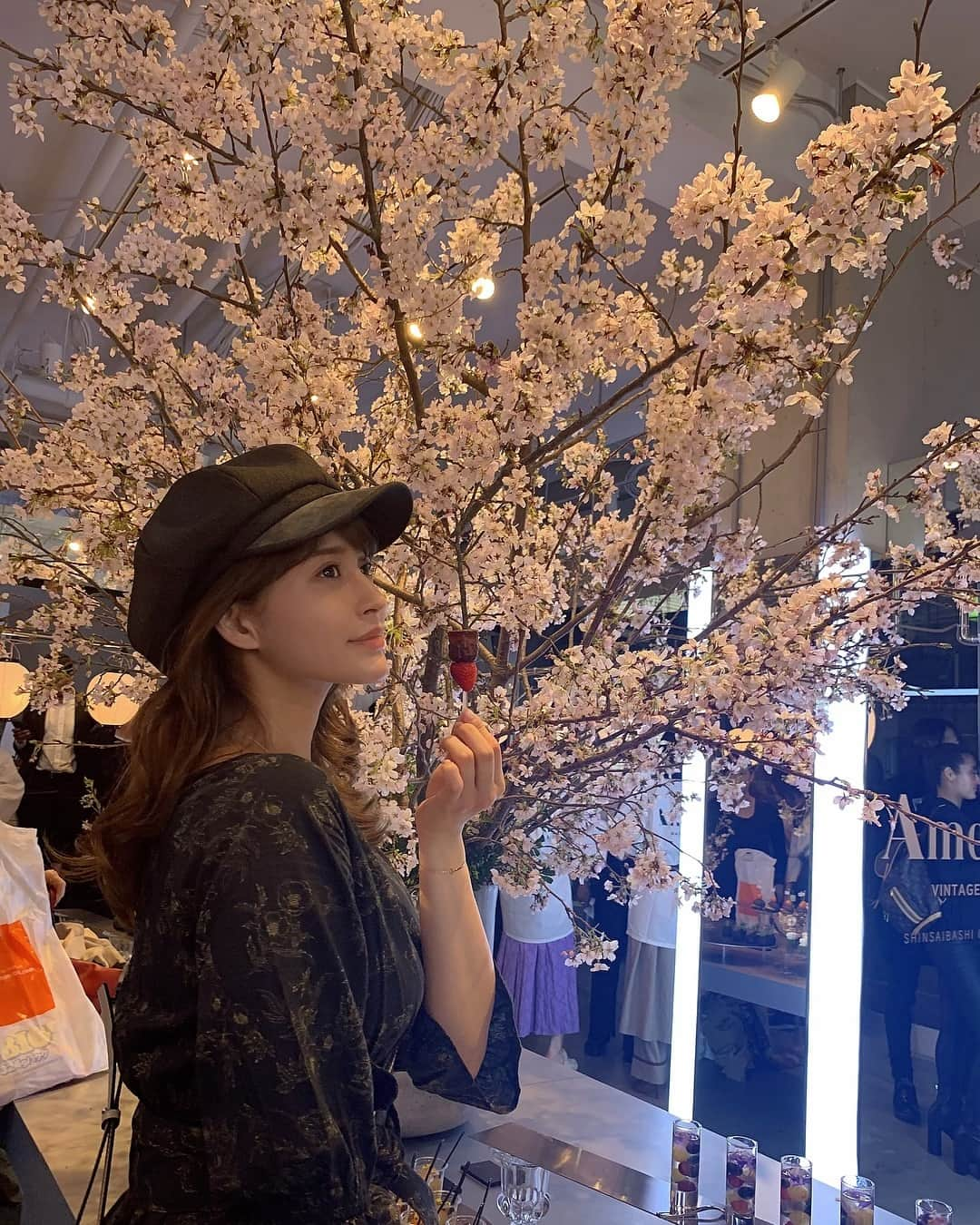 野崎萌香さんのインスタグラム写真 - (野崎萌香Instagram)「After Party💫🌸💭 @ameri.shinsaibashi  @amerivintage」4月20日 22時00分 - moeka_nozaki