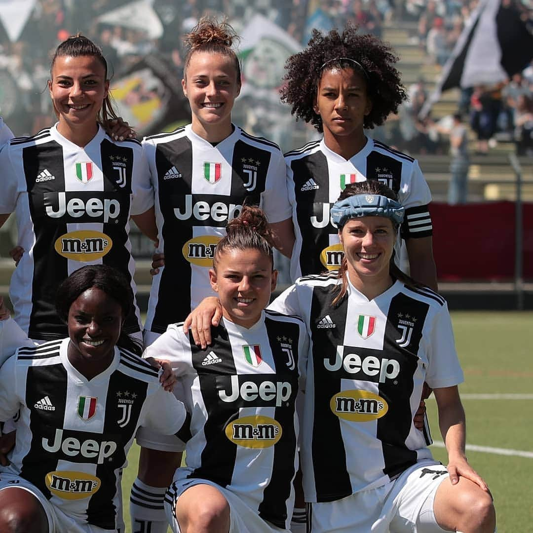 オリンピックチャンネルさんのインスタグラム写真 - (オリンピックチャンネルInstagram)「#Juventus are back-to-back Italian league champions after defeating Chievo Verona! ⚽🇮🇹」4月20日 21時52分 - olympicchannel_x