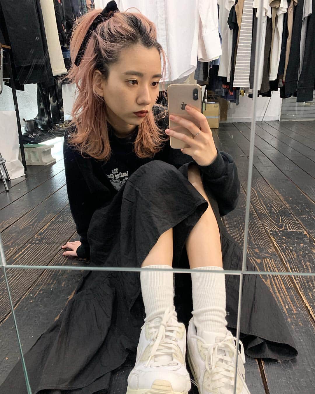 藤田日和のインスタグラム：「. 「切りたい」「伸ばしたい」で毎日葛藤してる」