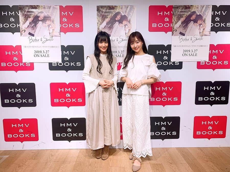 のインスタグラム：「. . ⭐︎関西リリース記念イベントライブ⭐︎ . 写真は、昨日と今日の 「HMV&BOOKS SHINSAIBASHI」さん 「あべのHoop」さんにて♪ . そして明日は！ 今回の関西滞在5日間のラストの日❗️どうぞお聴き逃しなく！ . . . 「あまがさきキューズモール2F緑遊広場」3回ライブ①12:30〜②14:00〜③15:30〜 . 「HMV三宮 VIVRE」2回ライブ①18:00〜②19:30〜 . . ぜひ私達の今の生歌を聴きにぜひお越し下さい！ お待ちしております！👭🎵 . .  #ビタスイ #リリース #新曲 #遠いところへ行くのでしょう #ラブストーリーは始まらない #遠ラブ #ライブ #live #japan #osaka #kobe #release #newsong #bittersweet」
