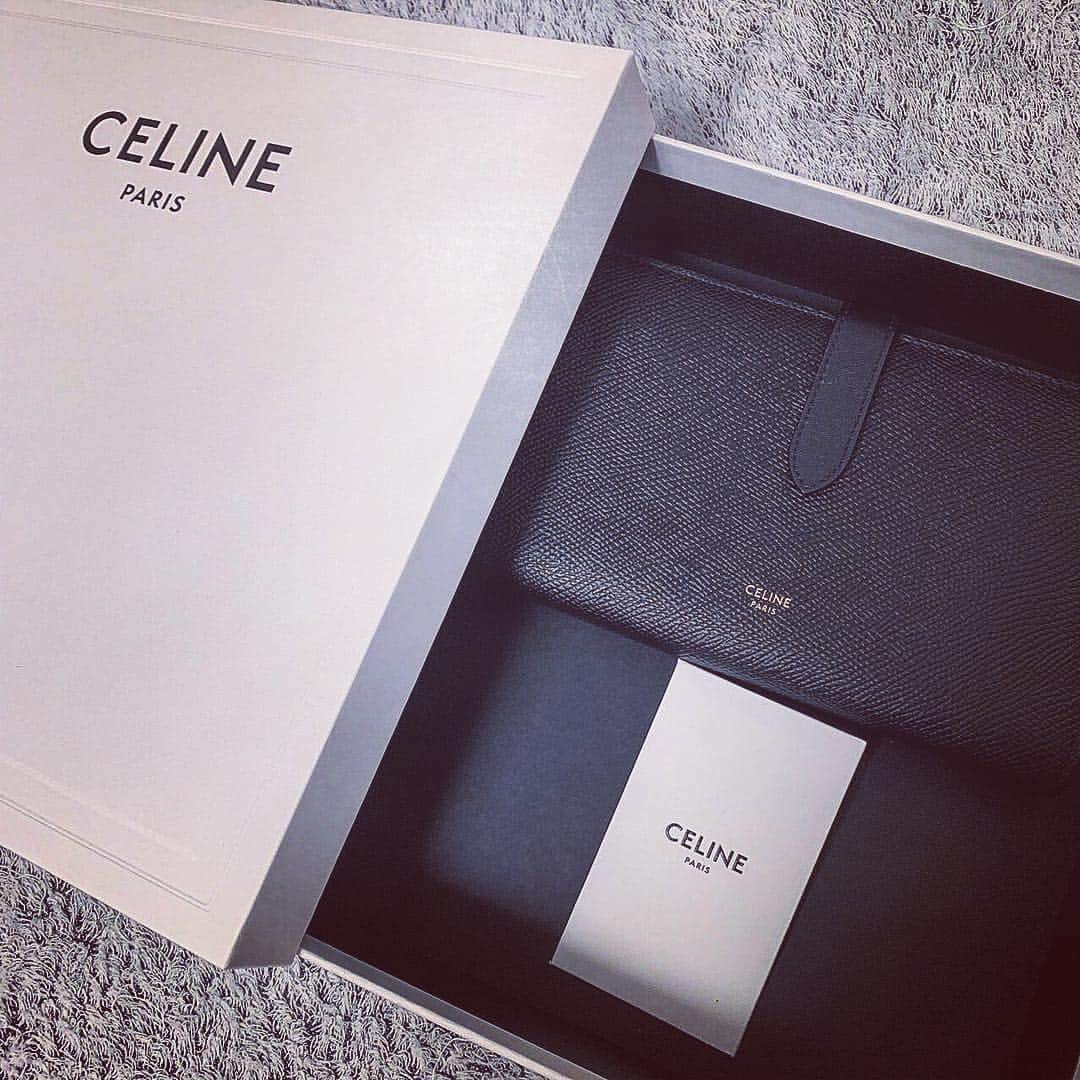 我妻佑磨のインスタグラム：「#セリーヌ #CELINE #今までありがとうマルジェラ #maisonmargiela」