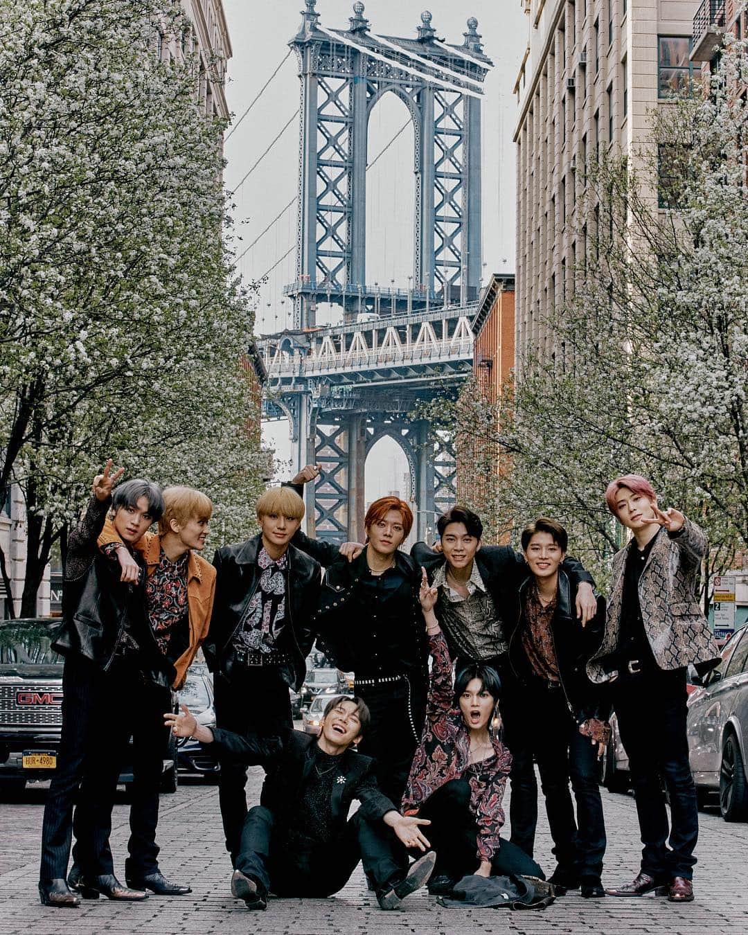 NCT 127さんのインスタグラム写真 - (NCT 127Instagram)「First time at Brooklyn bridge with the fam. Such great views WOW 👁 ‪#WE_ARE_SUPERHUMAN‬ ‪#NCT127_SUPERHUMAN‬ ‪#SUPERHUMAN‬ ‪#NEOCITYinUSA #NCT127inUSA #NEWYORK #NCT127 #NCT ‬」4月20日 23時54分 - nct127
