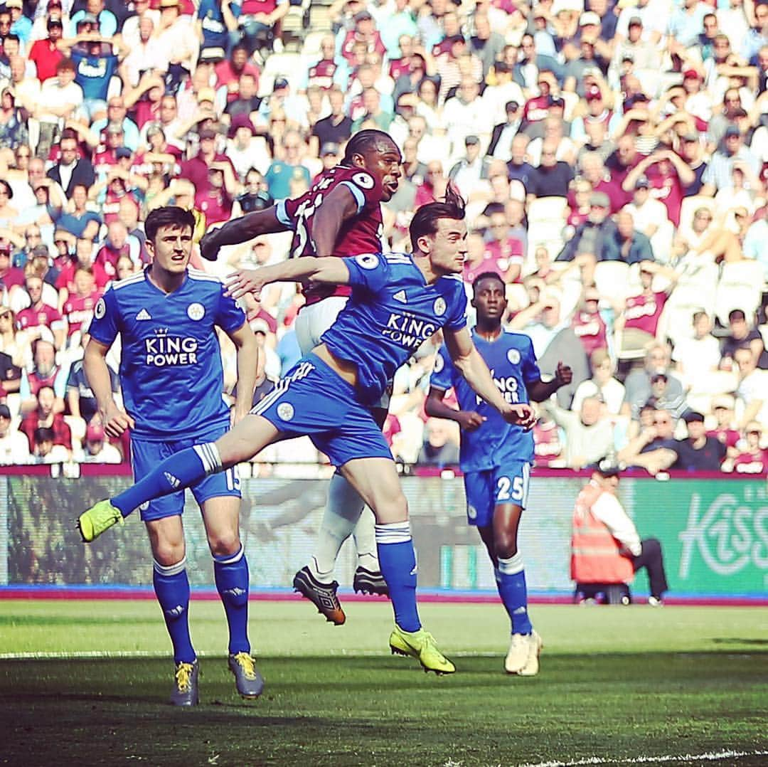 プレミアリーグさんのインスタグラム写真 - (プレミアリーグInstagram)「Power rating: 💯 . . . #WHULEI」4月20日 23時46分 - premierleague