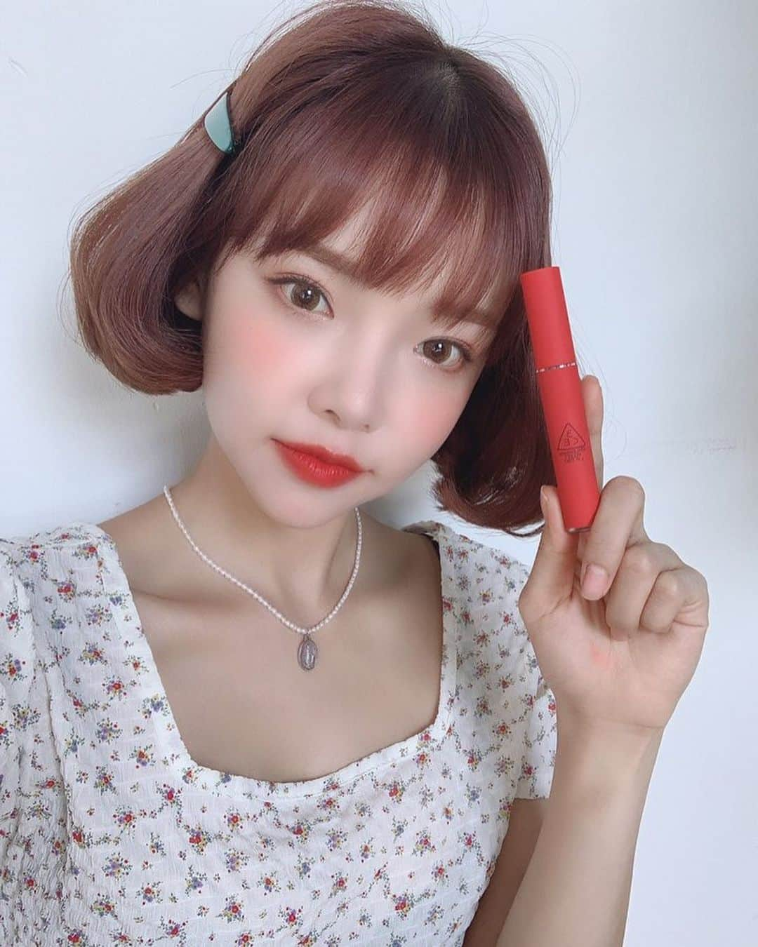 Official STYLENANDAさんのインスタグラム写真 - (Official STYLENANDAInstagram)「3CE VELVET LIP TINT #CHILDLIKE 💋 #stylenanda #3ce #3cevelvetliptint」4月21日 9時26分 - houseof3ce