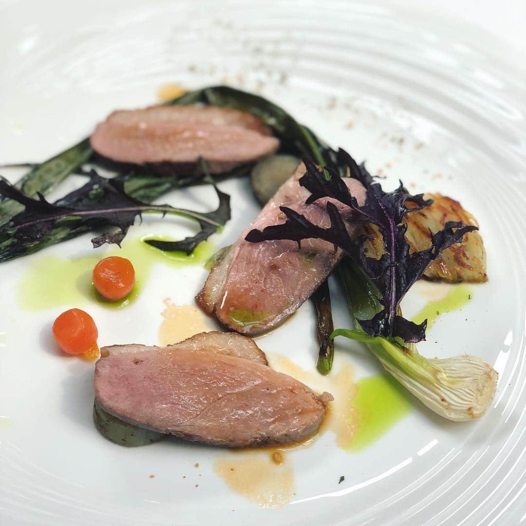 指帆亭のグルメインスタ