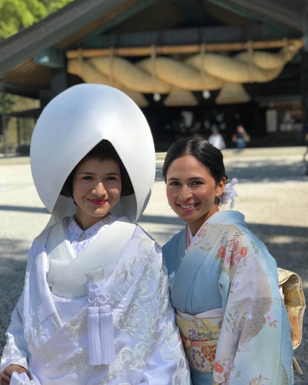 瀬間友里加のインスタグラム：「結婚式当日は妹も試合の合間に来てくれました💕朝早くに起きて一緒にランニングをして結婚式当日を迎えてスッキリ🏃‍♀️現役時代は妹と毎日のように走ってたなー😃これからも健康的にスポーツライフを送ります🙋‍♀️#出雲大社結婚式 #姉妹 #happywedding #izumotaisha #白無垢」