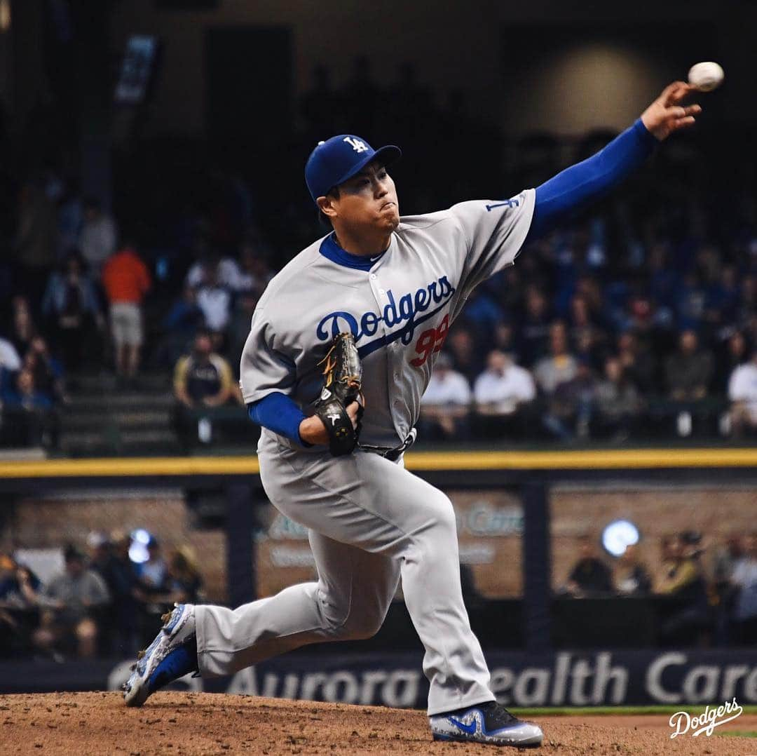 Los Angeles Dodgersさんのインスタグラム写真 - (Los Angeles DodgersInstagram)「@hyunjinryu325’s final line tonight: 5.2 IP, 6 H, 2 ER, 1 BB, 9 K」4月21日 10時05分 - dodgers