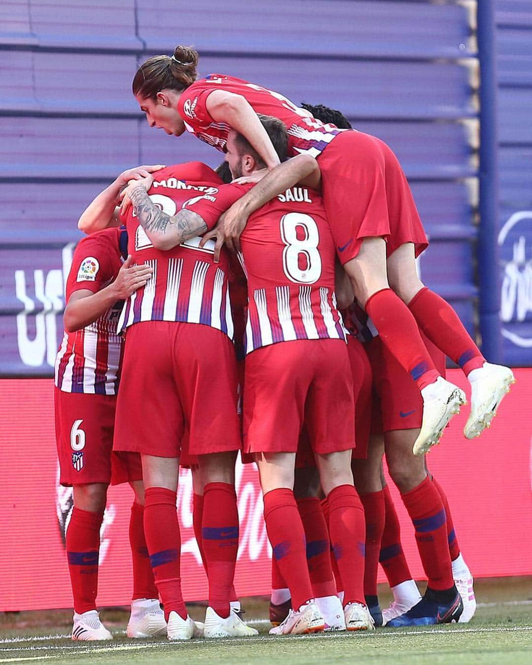 フィリペ・ルイスさんのインスタグラム写真 - (フィリペ・ルイスInstagram)「Eibar 0x1 Atleti #tequieroatleti #tequieroatleti #tequieroatleti」4月21日 2時20分 - filipeluis