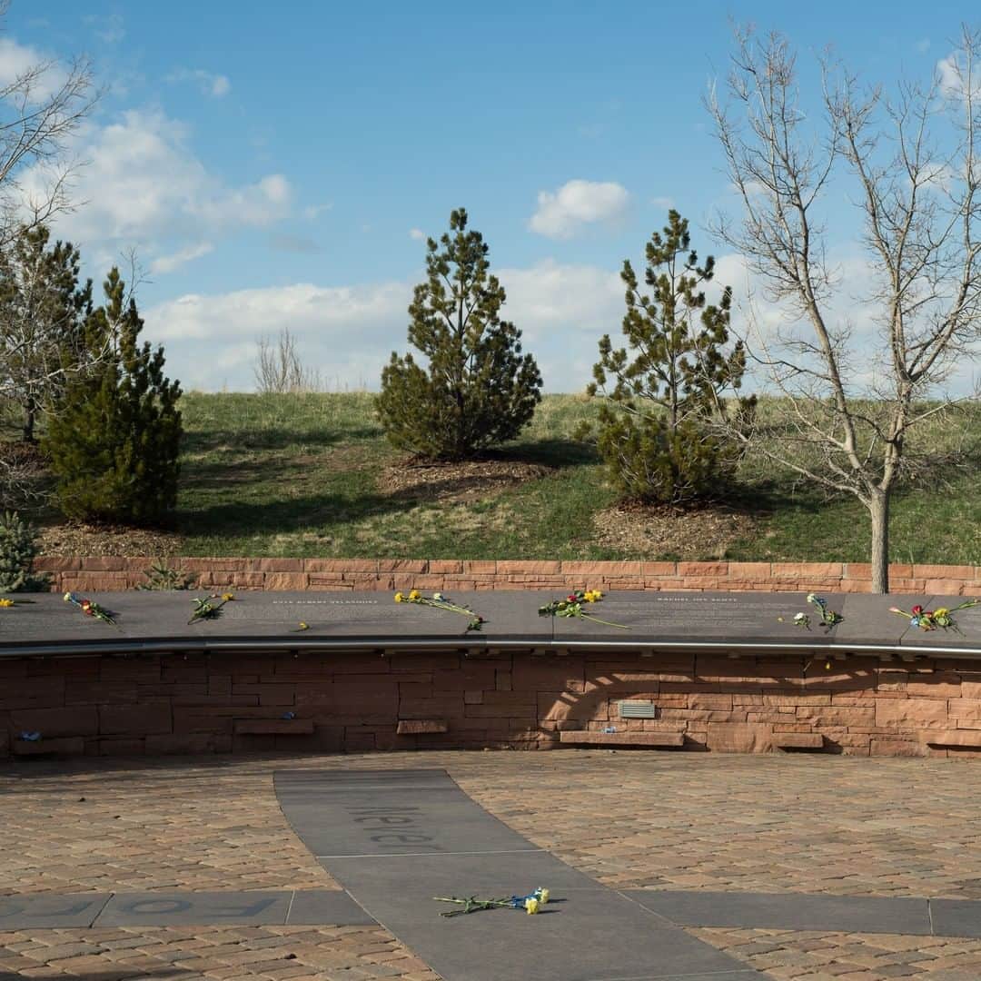 TIME Magazineさんのインスタグラム写真 - (TIME MagazineInstagram)「As the community in Littleton, Colo., observes the 20th anniversary of the Columbine shooting on April 20 with a day of service and an alumni gathering, some are still frustrated by a lack of progress in preventing similar attacks. “I think a lot of us are looking at it and saying, OK, we’re done talking about that day. We’re done talking about where we were, how we found out. Now let’s talk about what we can do together, what we can do about it,” says Coni Sanders, whose father, Dave Sanders, was among 13 people slain at Columbine. She now works with violent offenders as a forensic therapist, aiming to better understand their behavior and save other people from becoming victims. “And I really feel like we had so many opportunities after Columbine. We thought that would be enough for the world to change, and it didn’t.” In this photograph, flowers adorn the memorial in Littleton on April 18. Read more at the link in bio. Photograph by @theostroomer for TIME」4月21日 2時50分 - time