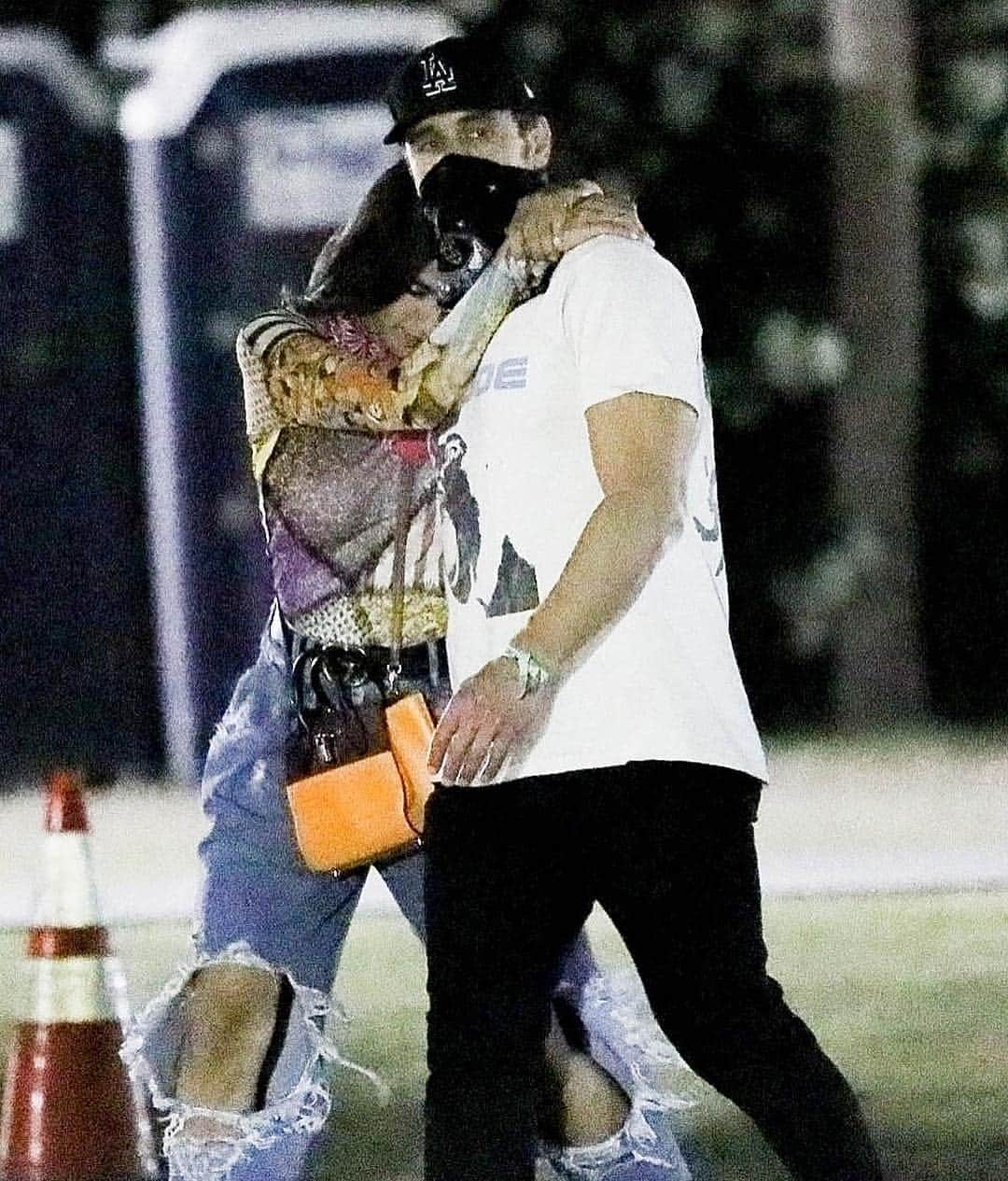 Just Jaredさんのインスタグラム写真 - (Just JaredInstagram)「James Franco and his girlfriend Isabel Pakzad keep close while attending weekend two of the Coachella Music Festival. #JamesFranco #IsabelPakzad #Coachella Photo: Backgrid」4月21日 3時13分 - justjared