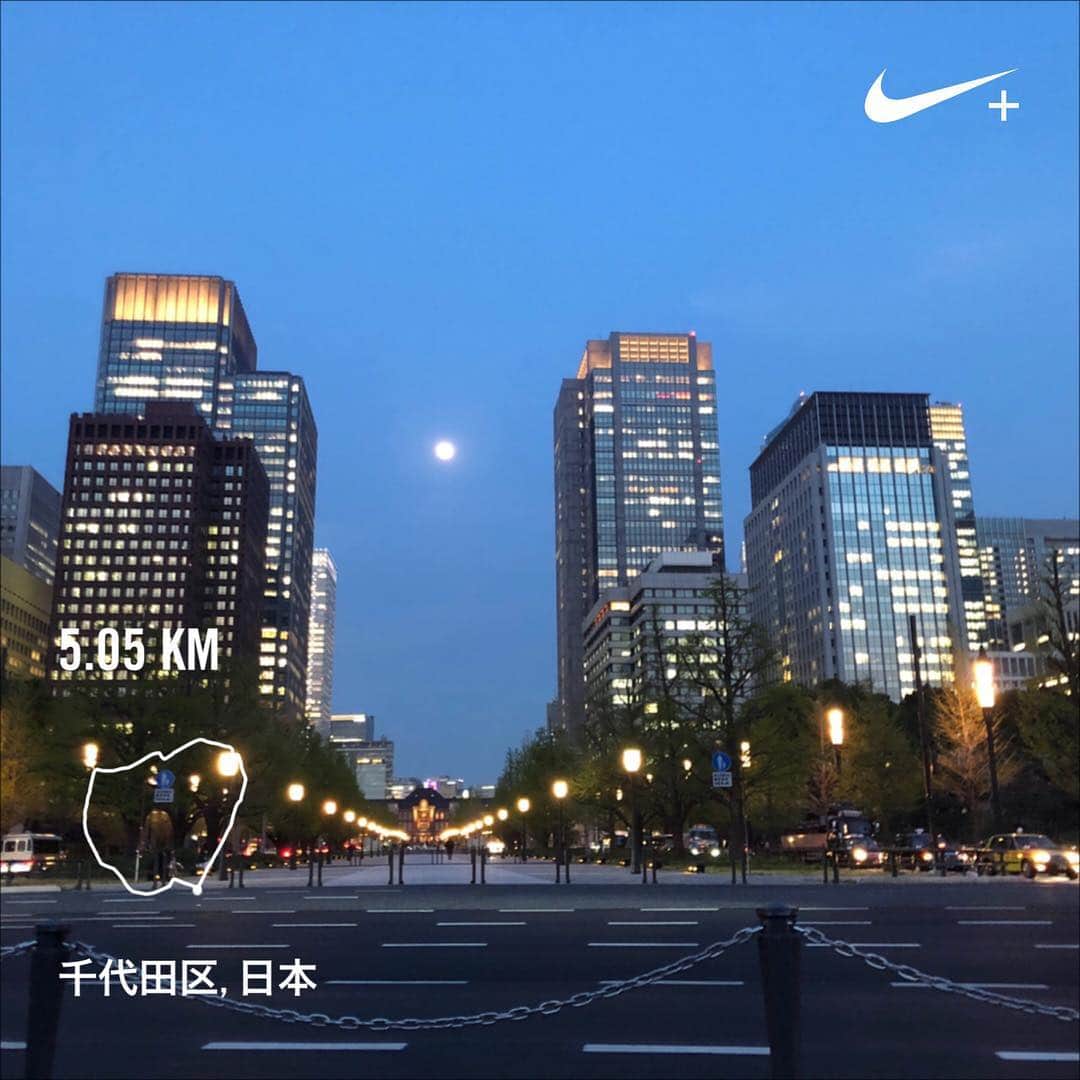 run+さんのインスタグラム写真 - (run+Instagram)「まだ明るい時間から走れるのが嬉しい♪ 久々 #皇居ラン」4月21日 3時15分 - runplus