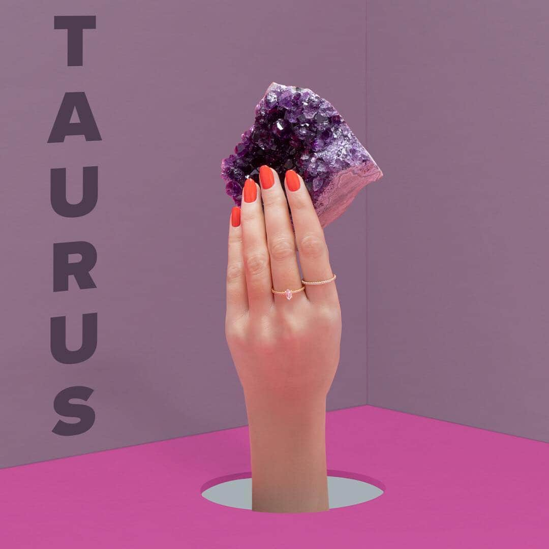 OPIさんのインスタグラム写真 - (OPIInstagram)「Happy Birthday season Taurus babes ♉️✨🎉 Head to our stories to check out your Colorscope! We’re here to make sure that not only are the stars aligned in your favor, but also the nail shades as well. We’re dedicated to empowering you through color, this guide below can give you the right shade for the right mood. #ColorIsTheAnswer  #taurus #horoscope #nailsofinstagram #manicure #saturdayvibes」4月21日 4時04分 - opi