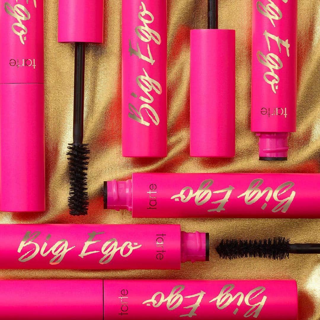 ULTA Beautyさんのインスタグラム写真 - (ULTA BeautyInstagram)「A Big Ego is understandable when your lashes look this good 😉 Get the NEW @tartecosmetics Big Ego Mascara at #ultabeauty TOMORROW (psst...we’ve got it first!)」4月21日 5時06分 - ultabeauty
