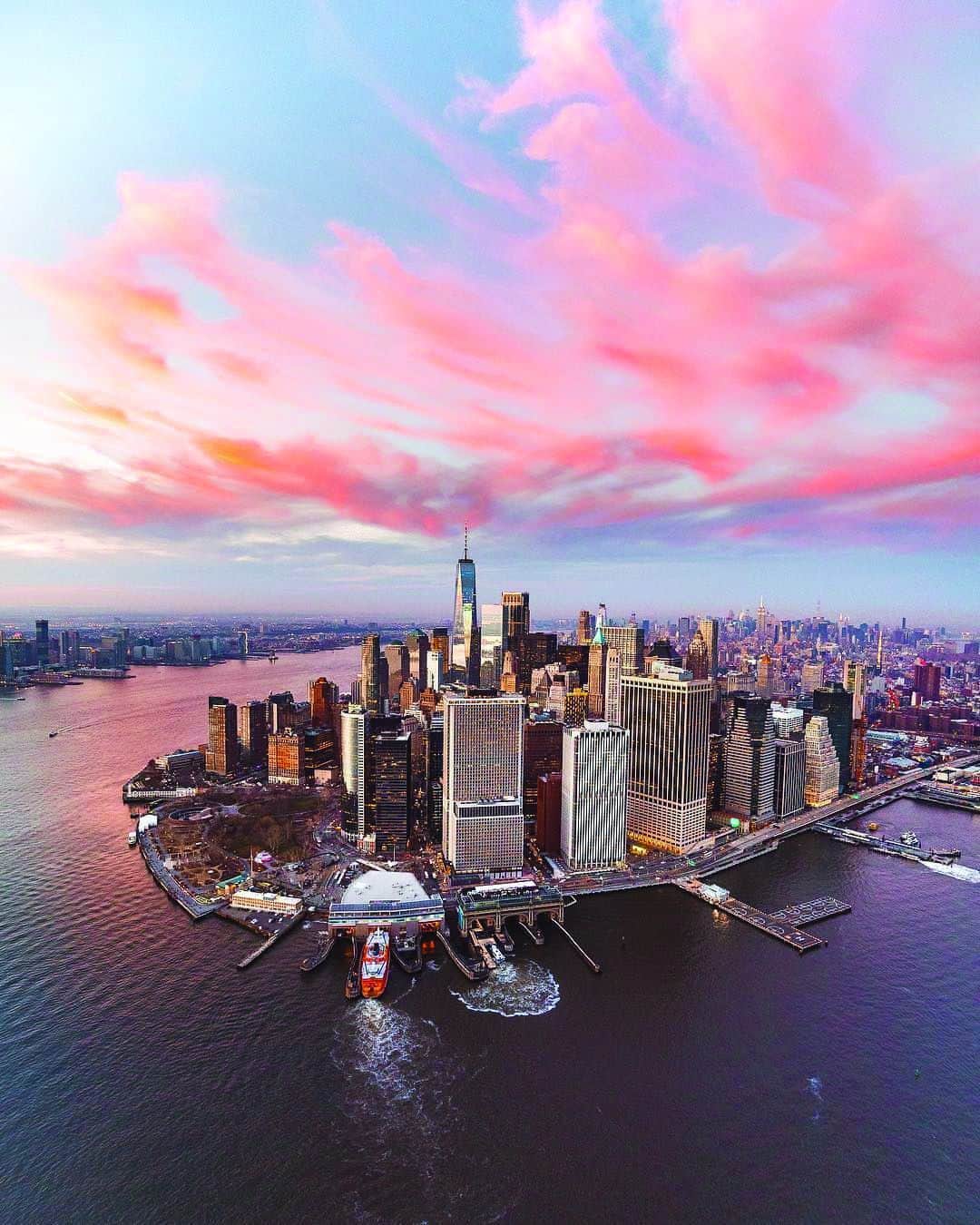 nyonairさんのインスタグラム写真 - (nyonairInstagram)「New York Harbor Fun Fact:  If you've flown with us here at NYON you know this show as "THE MONEY SHOT". This beautiful picture captures not only the stunning views of the Manhattan Skyline, but the harbor, and miles of beautiful city scape beyond. . New York Harbor, (part of the Port of New York and New Jersey_, is at the mouth of the Hudson River where it empties into New York Bay and into the Atlantic Ocean on the East Coast of the United States. It is one of the largest natural harbors in the world. . The natural depth of the harbor is about 17 feet (5 m), but it was deepened over the years, to a controlling depth of about 24 feet (7 m) in 1880. By 1891, the Main Ship Channel was minimally 30 feet (9 m) deep. . America's growing economy began to rival Great Britain's and at the center of this growth was New York City. New York City's importance to the nation's economic growth increased dramatically after the revolution. Its harbor was always full of merchant ships carrying goods to anxious buyers in Europe. .  However, Between 1947 and 1977, General Electric polluted the Hudson River by discharging polychlorinated biphenyls (PCBs), causing a range of harmful effects to wildlife and people who eat fish from the river or drink the water. . Today, groups have made tremendous effort to clean up the previously polluted Hudson River. . Which fact did you know? What fact is interesting to you? Have you visited the harbor? Have you taken a money shot picture with us? Submit it at submit@flynyon.com! . . Spring is here! 🚁 Get 35% Off + Free Ground Transportation - Use Code EASTER35! 🚁 . . Ultimate flexibility with our BNSL - valid for more than a year. . . . . . #earthpix #bestvacations #loveauthentic#exploremore #moodygrams #streetdreamsmag #complex #stpatricksday #esquire #icapture_nyc #jointhemvmt#bucketlist #timeoutnewyork #wildnewyork#newyork_instagram #lensbible#thingstodoinnyc #adventurelifestyle #travelexperience #adventuretravel#winterinnewyork #traveldeawls #centralpark #timessquare」4月21日 6時00分 - nyonair