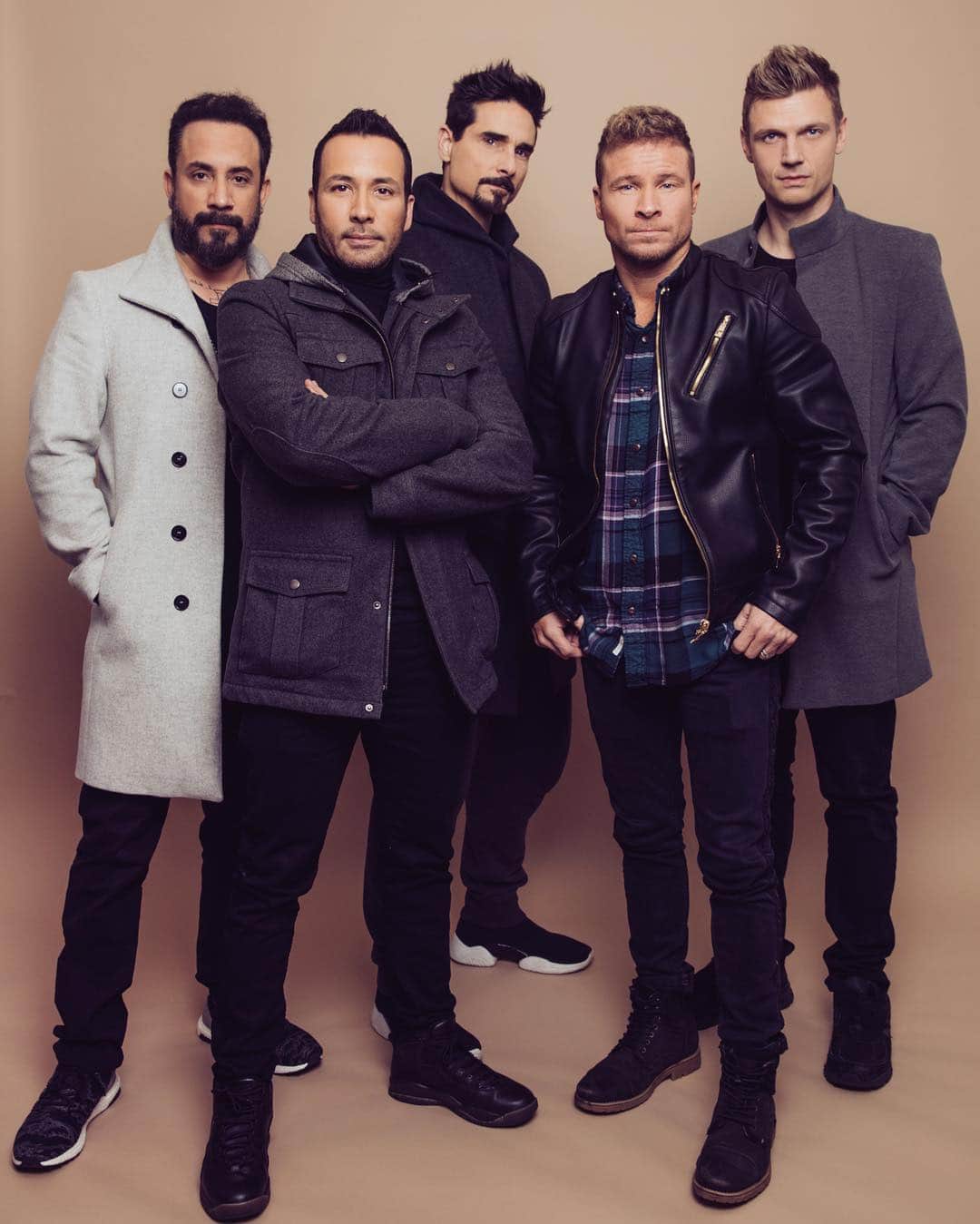 A.J.のインスタグラム：「26 years today... love you guys! #BSB26」