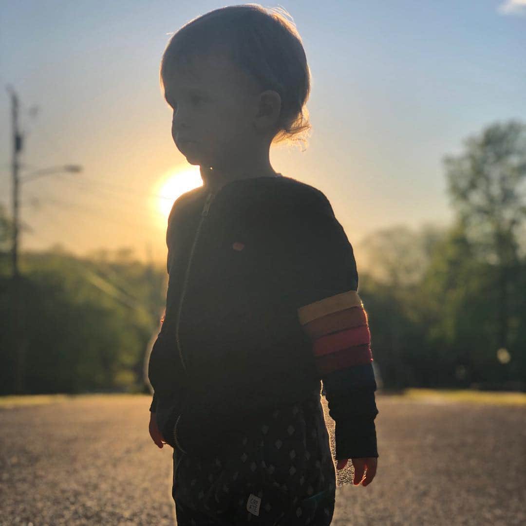 ブリアナ・エヴィガンのインスタグラム：「This little man... #mav」