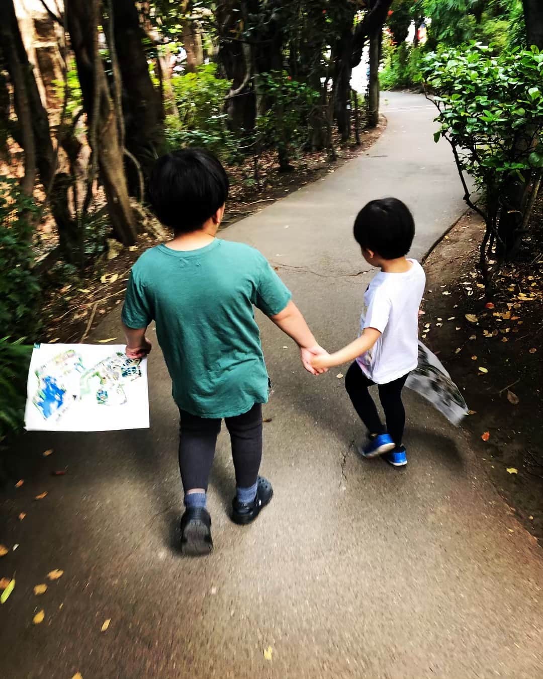 SHOCK EYEさんのインスタグラム写真 - (SHOCK EYEInstagram)「上野動物園✨ ２人の小さなガイドさんの案内で周ってきました✨」4月21日 20時08分 - shockeye_official
