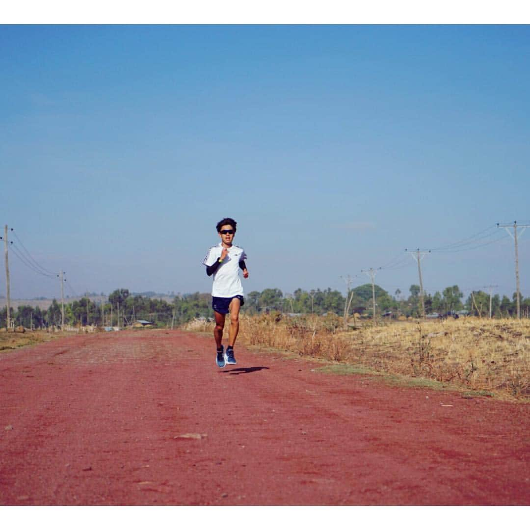 神野大地さんのインスタグラム写真 - (神野大地Instagram)「今日のLong Runも激しかった！💦 終わったあとはもぐもぐタイム！🍙 #エチオピア合宿」4月21日 19時04分 - daichi_0913