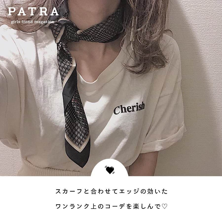 PATRA magazineさんのインスタグラム写真 - (PATRA magazineInstagram)「4/20♡スワイプしてね👉「真似したい！ロゴTシャツの着方」 . シンプルだけど、洗練されたイメージのあるロゴTシャツ。今回はロゴTシャツのオシャレな着こなしを、紹介していくよ🎀 . . Thank you 🌹  @fumi___a97 / @xxayapink @chubbybunny_grr / @___miiisuzu___ @_r__sa_ / @xx_mananu . 今女の子の中で流行っているコトやITEMがあればPATRAをタグ付けして教えてね❤︎ 皆さんのすてきな投稿をぜひ紹介させてください！ . . #PATRA #お洒落さんと繋がりたい #おしゃれさんと繋がりたい #ロゴT #ロゴTシャツ #ファッション #春コーデ #トレンドコーデ #シンプル #ootd」4月21日 12時27分 - patra__jp