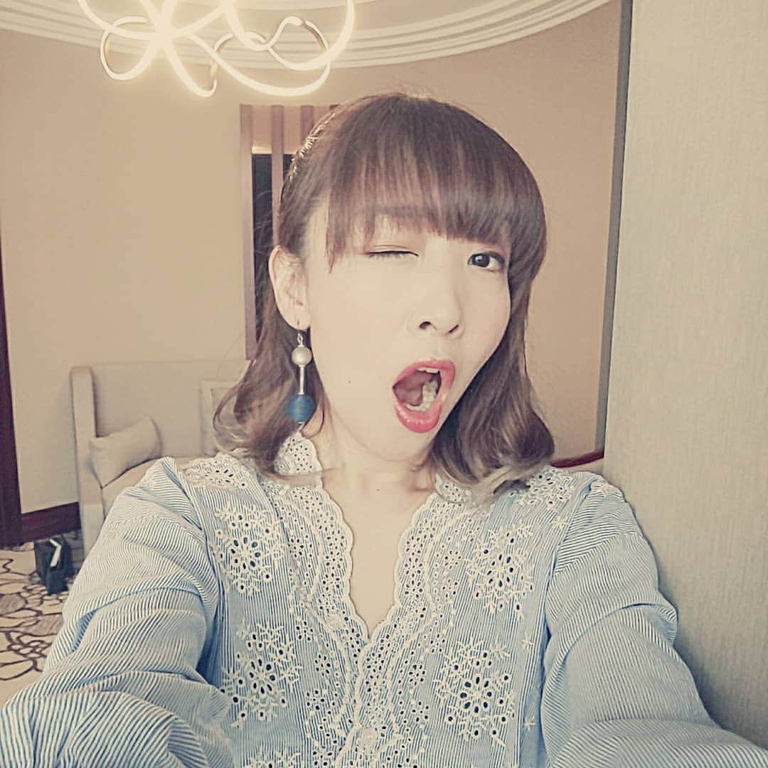 atsukoさんのインスタグラム写真 - (atsukoInstagram)「広州ライヴ、楽しんできます✨」4月21日 12時35分 - angela_atsuko