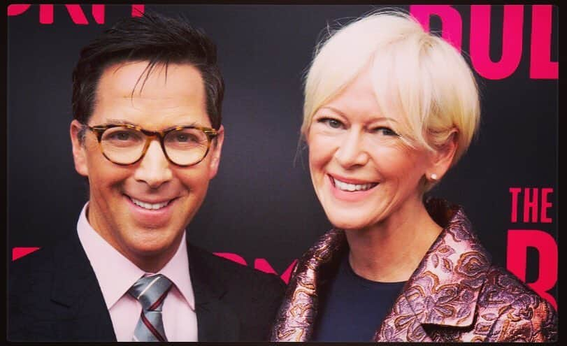 ダン・ブカティンスキーさんのインスタグラム写真 - (ダン・ブカティンスキーInstagram)「Happiest of birthdays to my dearest friend, cohort, colleague, confidante, accomplice and pal @joannacoles !  Love you so much JC. ❤️❤️❤️❤️」4月21日 12時44分 - danbucatinsky