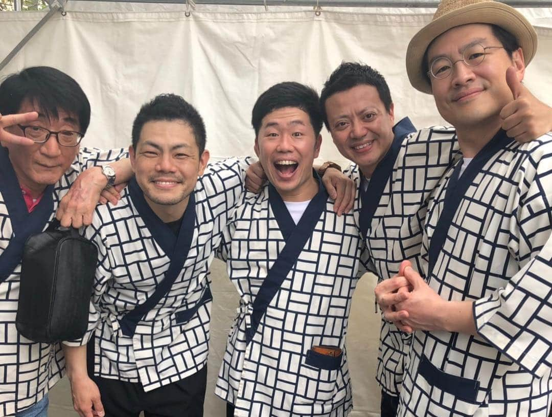 佐藤太一郎さんのインスタグラム写真 - (佐藤太一郎Instagram)「沖縄国際映画祭！ レッドカーペット歩いてきましたー。  #吉本新喜劇 #沖縄国際映画祭 #レッドカーペット #かりゆし58 #前川慎吾 さん」4月21日 13時57分 - satotaichiro_shinkigeki