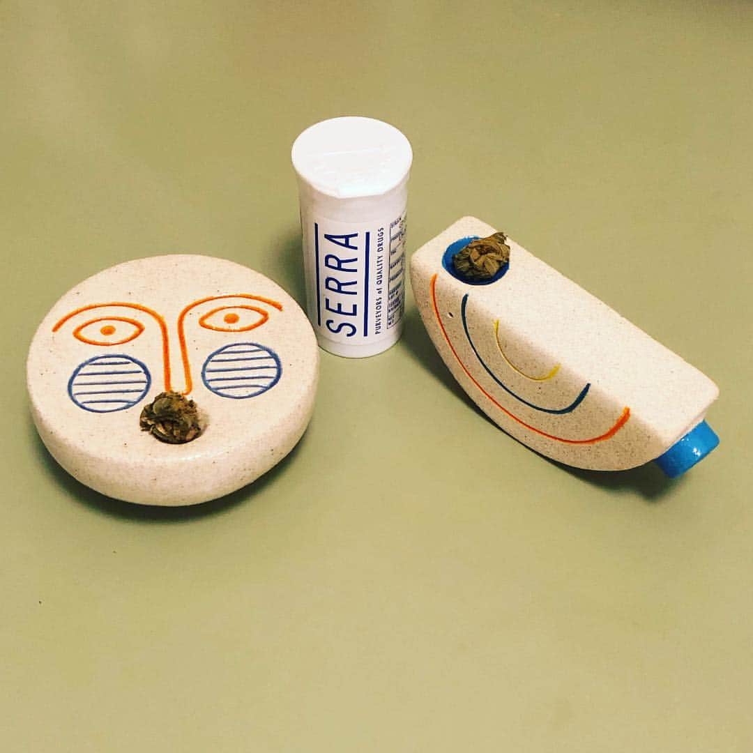 Jason G. Sturgillさんのインスタグラム写真 - (Jason G. SturgillInstagram)「The happiest of #420 days with these amazing ☮️ pipes by @michellevaligura. 🙌」4月21日 14時05分 - jgspdx
