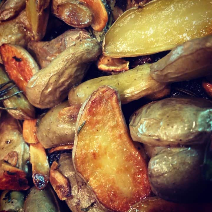 ケリスのインスタグラム：「SIZZLING」