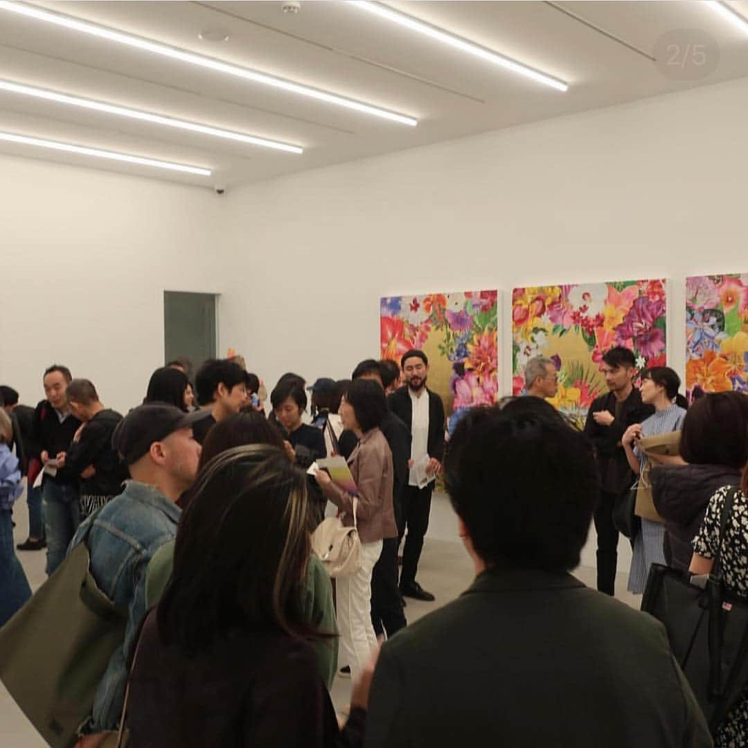 松山智一さんのインスタグラム写真 - (松山智一Instagram)「Thanks for the love. The exhibition opening was 🙏🙏🙏🔥🔥🔥 @kotaro_nukaga gallery presents “Fixed Contained “ with @alfredstudio @inkaessenhigh @carlosrolon @fireleibaez @nirhod @tonymatelli @tomokazumatsuyama」4月21日 14時32分 - tomokazumatsuyama