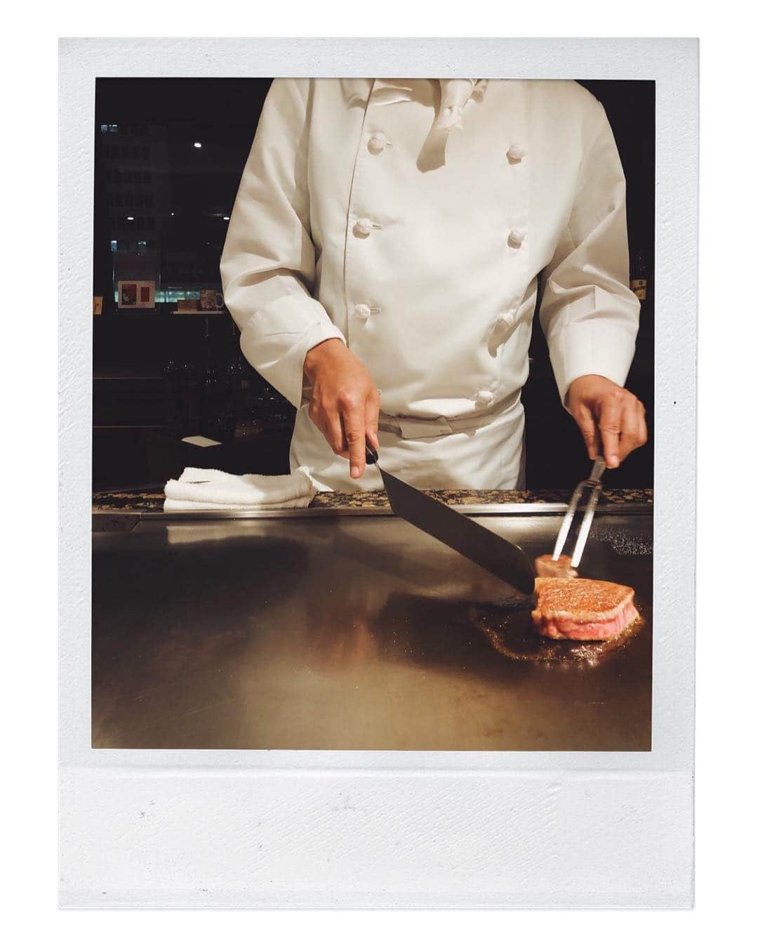 金セアルのグルメインスタ