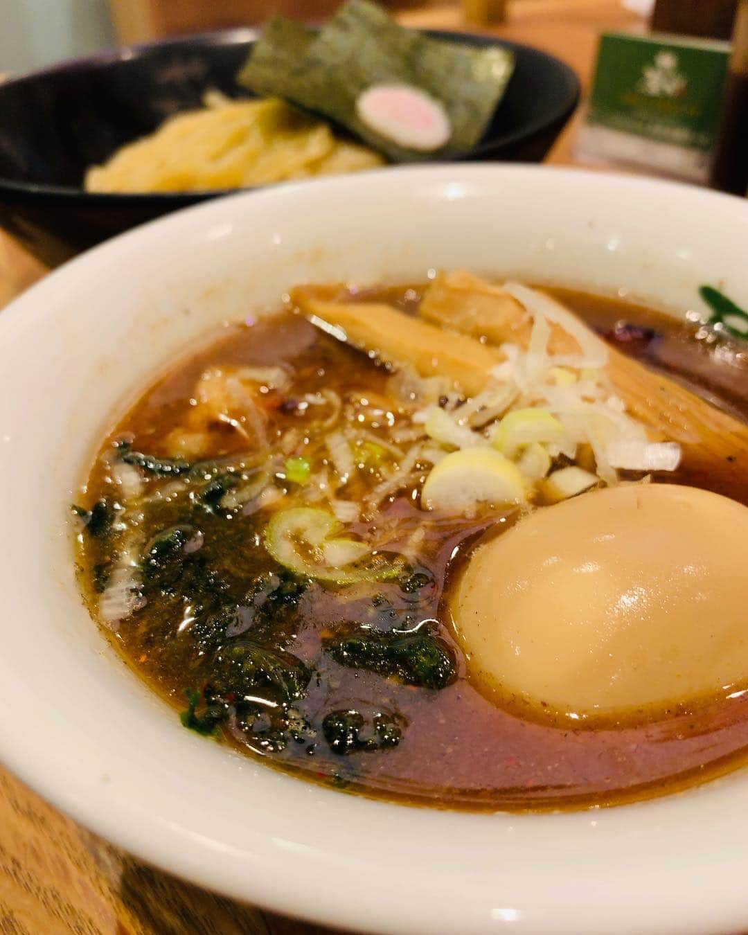 鶴久政治さんのインスタグラム写真 - (鶴久政治Instagram)「食べながら着地の新たなメロに気付く。」4月21日 20時14分 - masaharutsuruku