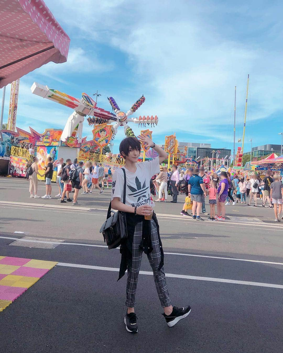 ナイトさんのインスタグラム写真 - (ナイトInstagram)「Happy Easter 🐣 Today I went to the Sydney Royal Easter Show. It has been so many years since I last went as a kid, I really enjoyed myself. Tried lots of delicious foods and drinks today! 😋 #sydneyroyaleastershow #eastershow」4月21日 15時15分 - knitecoser