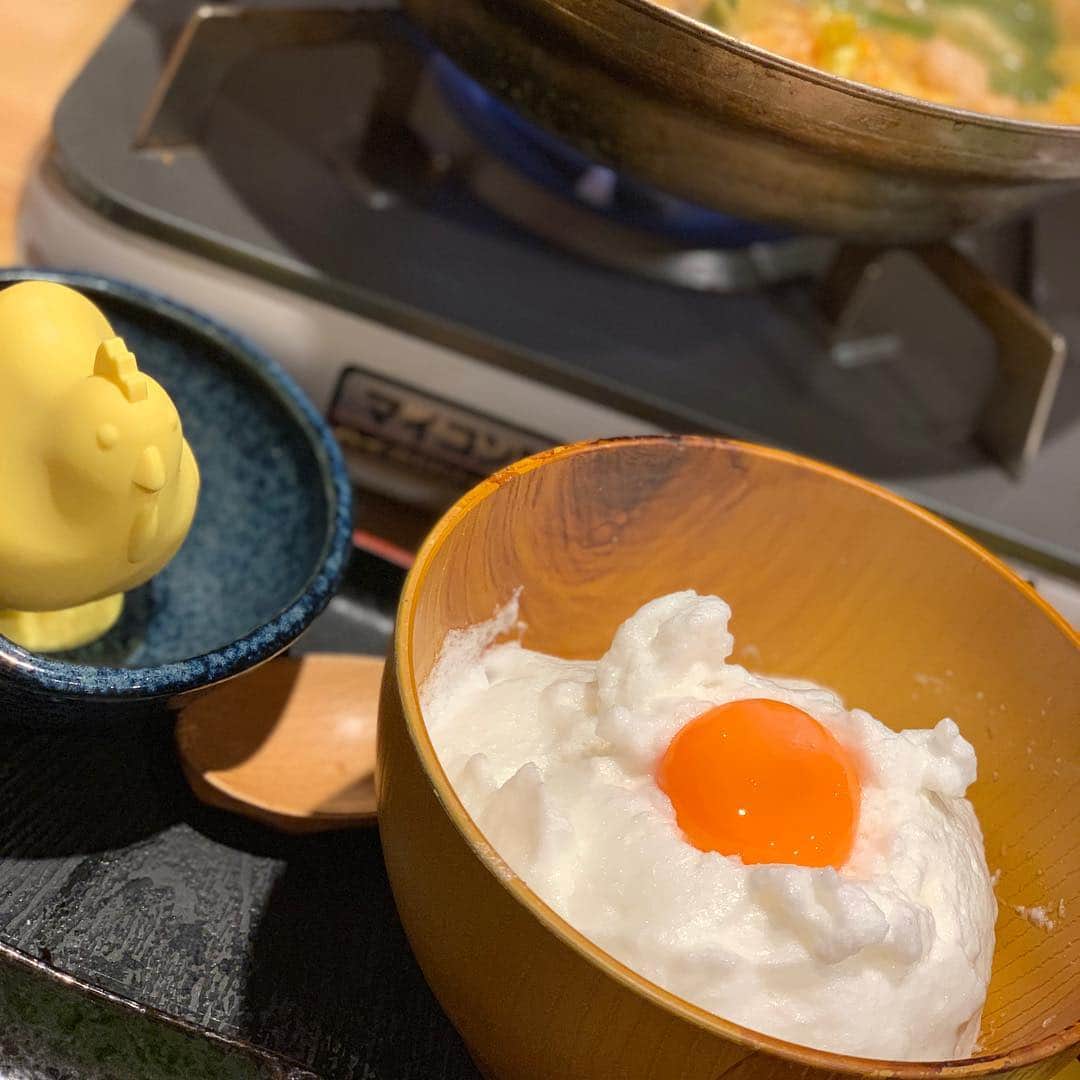 YOICHIのインスタグラム：「#卵ご飯 #たまごかけごはん #卵 #卵ごはん #ふわふわ #もつなべ #モツ鍋」
